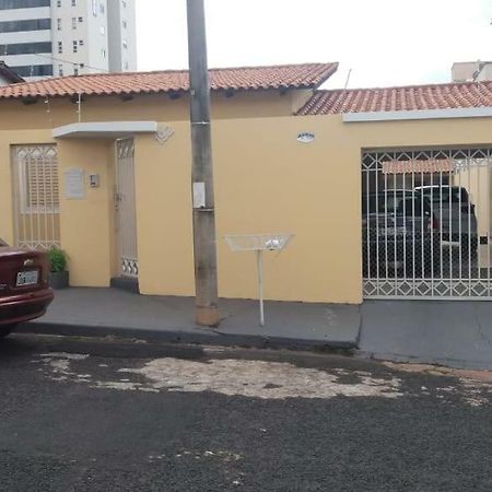 Ferienwohnung Pousada Da Sonia Uberlândia Exterior foto